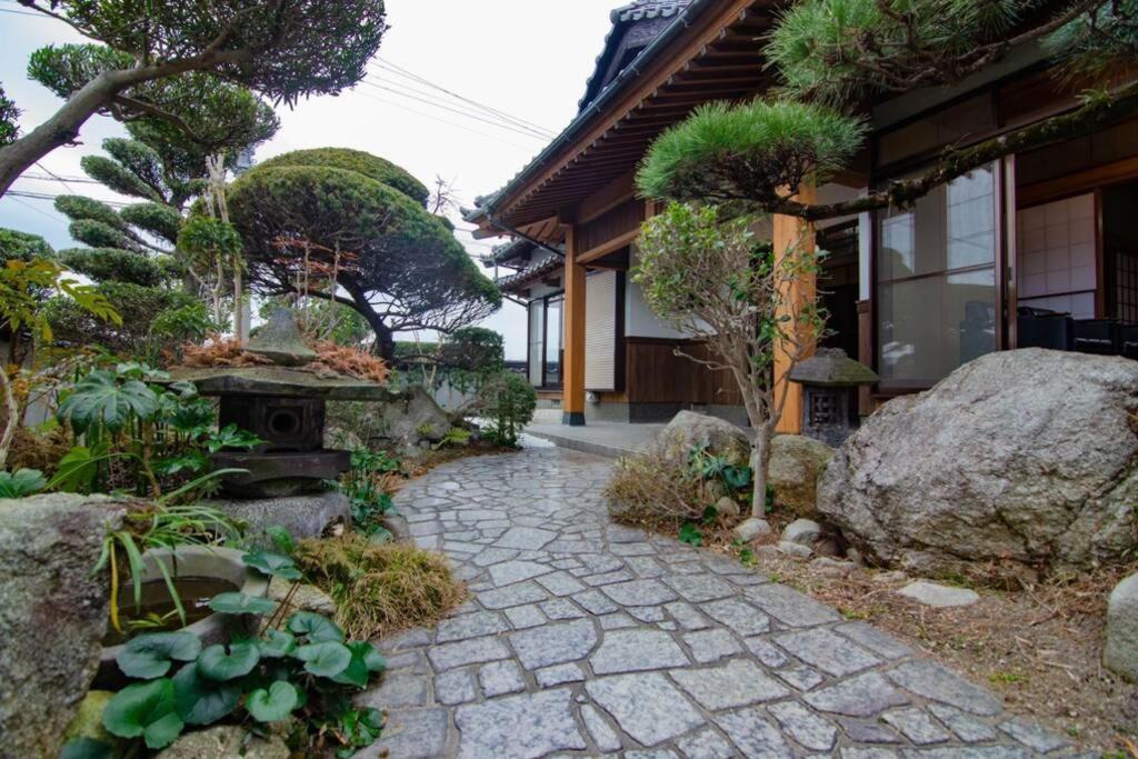 太宰苑 - Dazaien Traditional Japanese Houses Dazaifu Zewnętrze zdjęcie