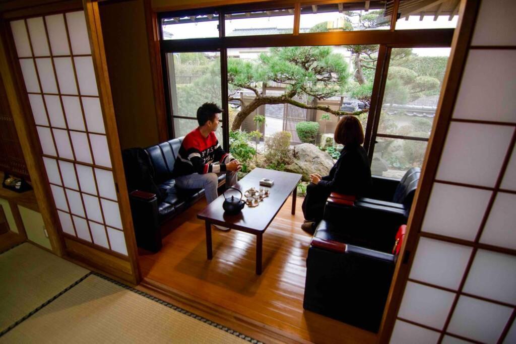 太宰苑 - Dazaien Traditional Japanese Houses Dazaifu Zewnętrze zdjęcie